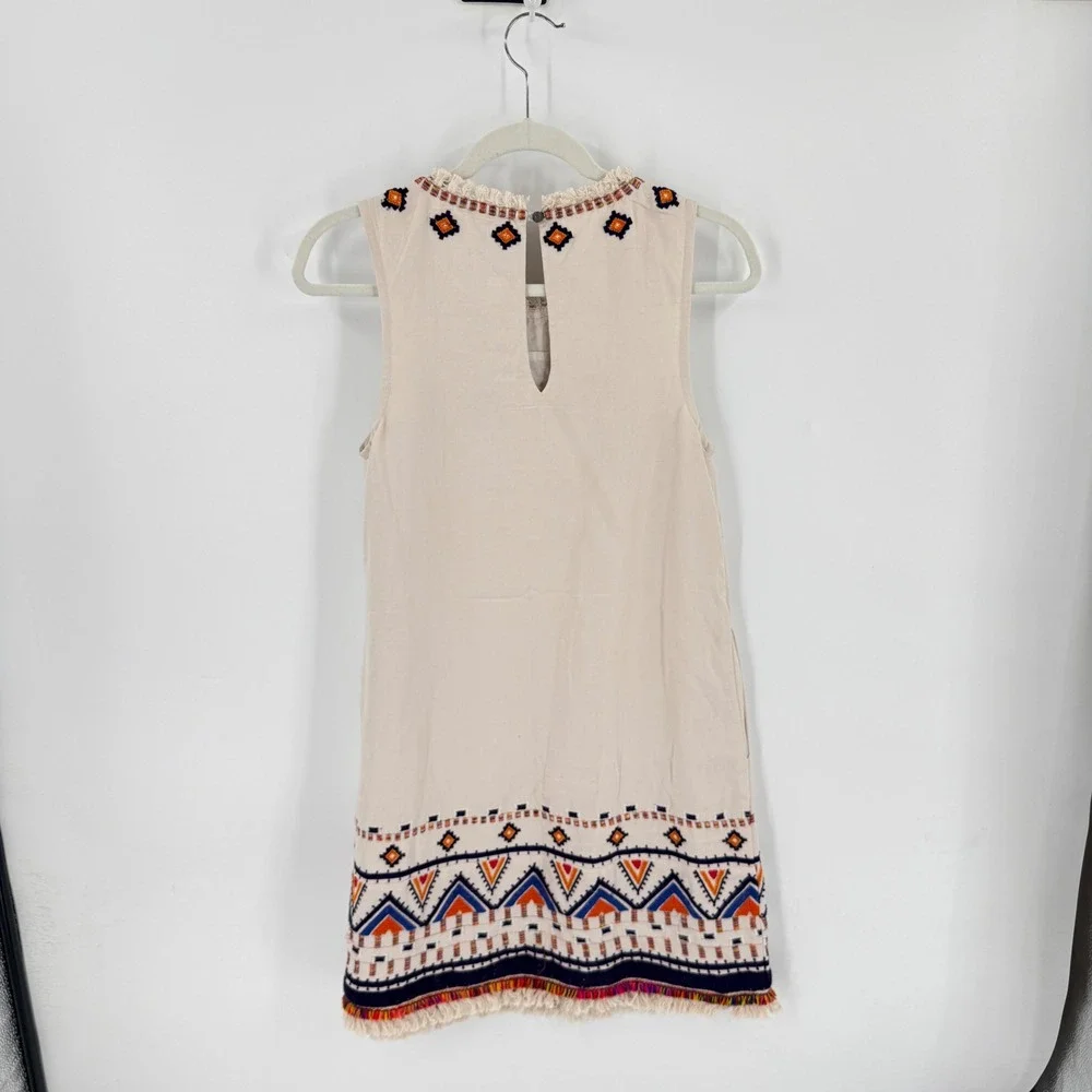 Anthropologie Akemi + Kin Reagan Shift Dress Embroidered Fringe Linen Size 2 - Picture 3 of 8